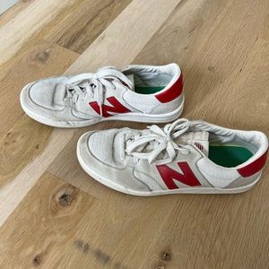 New Balance 300 Sneakers